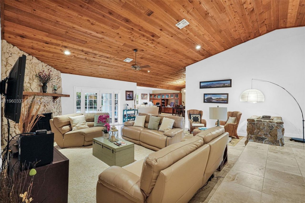 5021 SW 168th Ave, Southwest Ranches, FL 33331 Photo