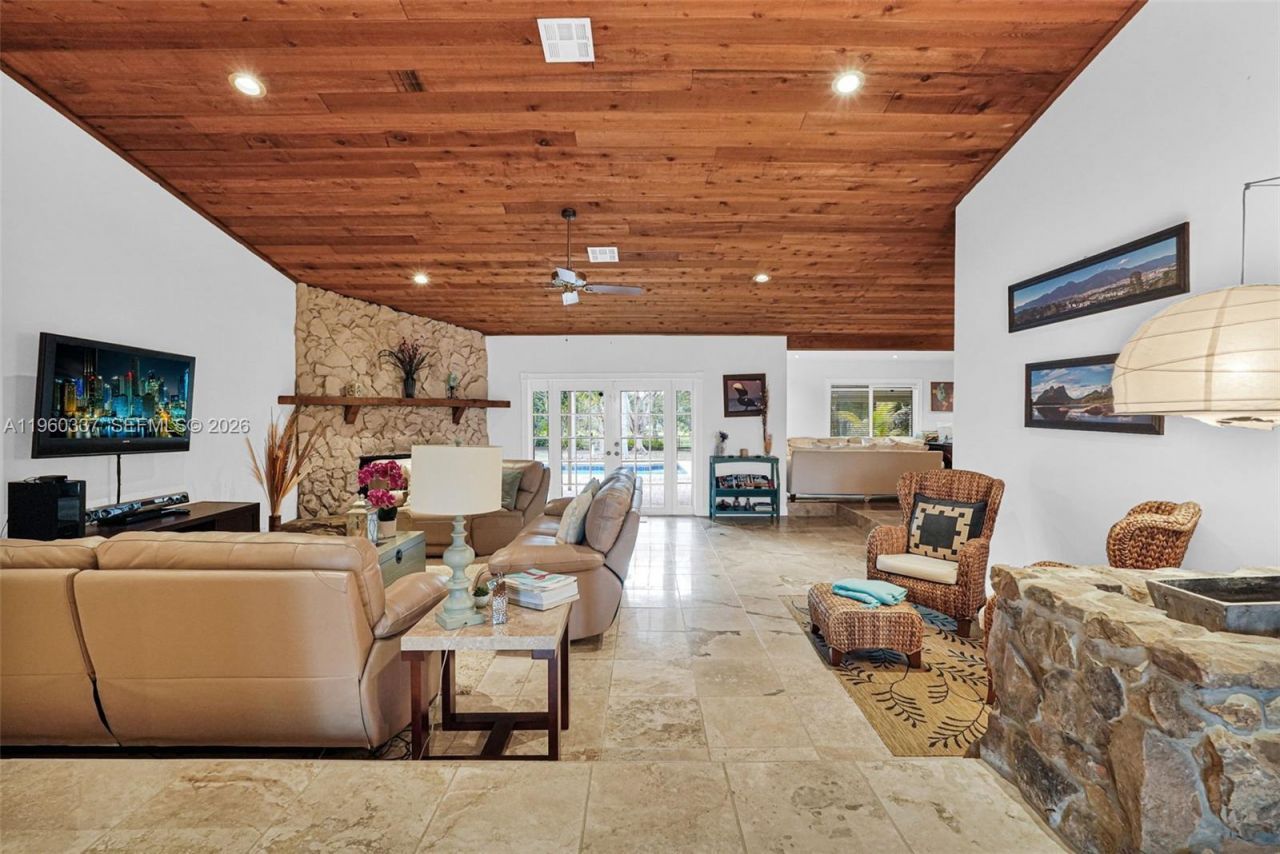 5021 SW 168th Ave, Southwest Ranches, FL 33331 Photo