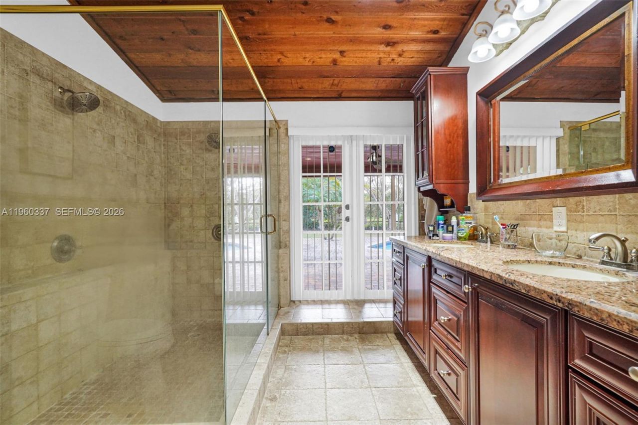 5021 SW 168th Ave, Southwest Ranches, FL 33331 Photo