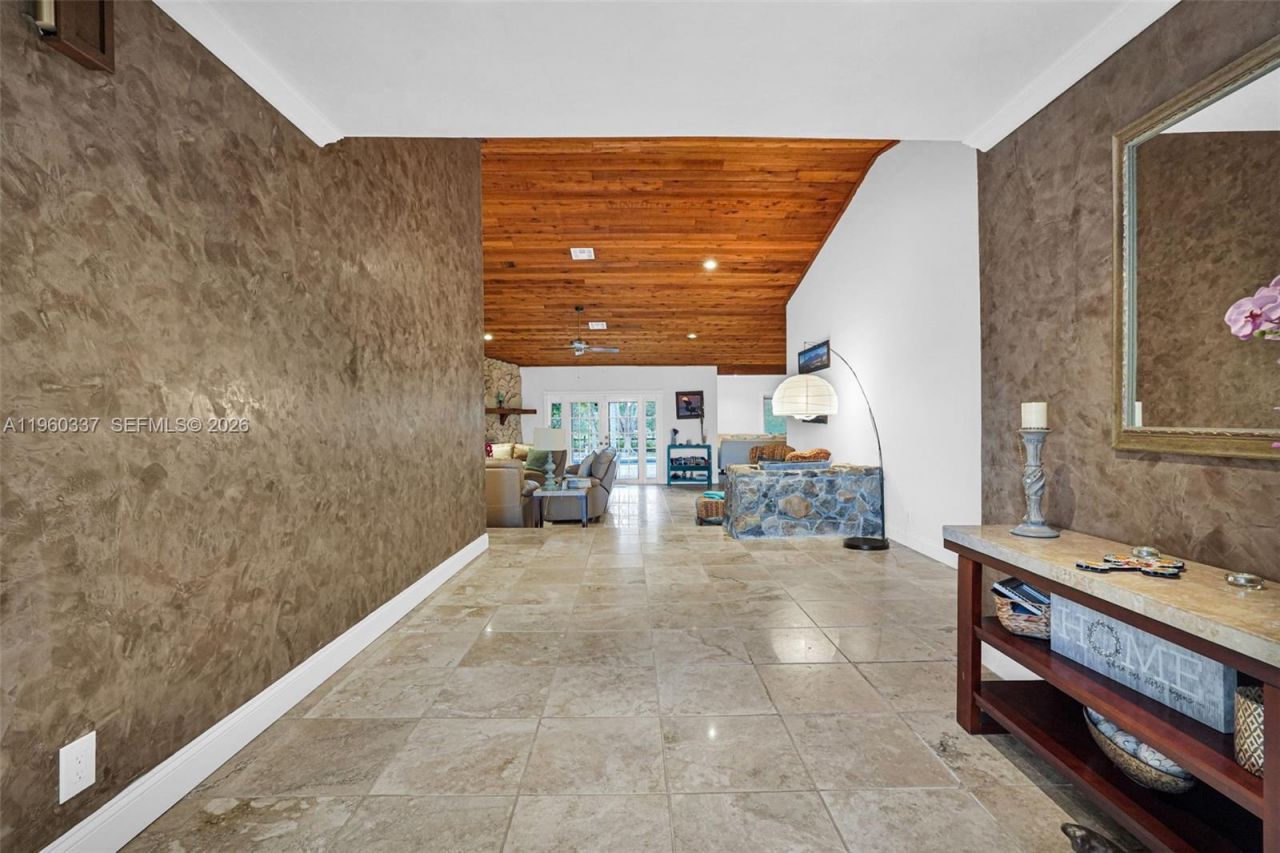 5021 SW 168th Ave, Southwest Ranches, FL 33331 Photo