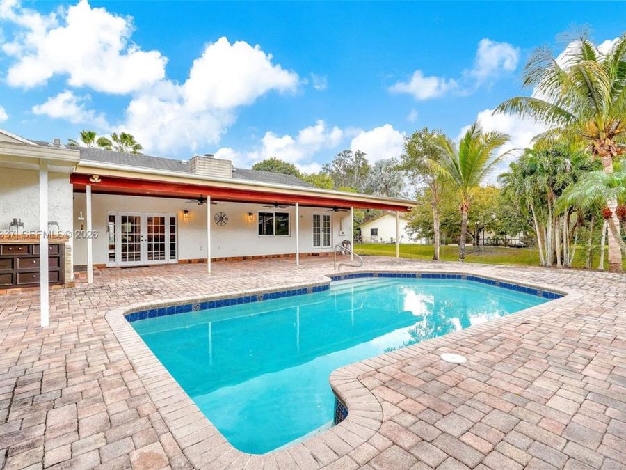 Property Image 72