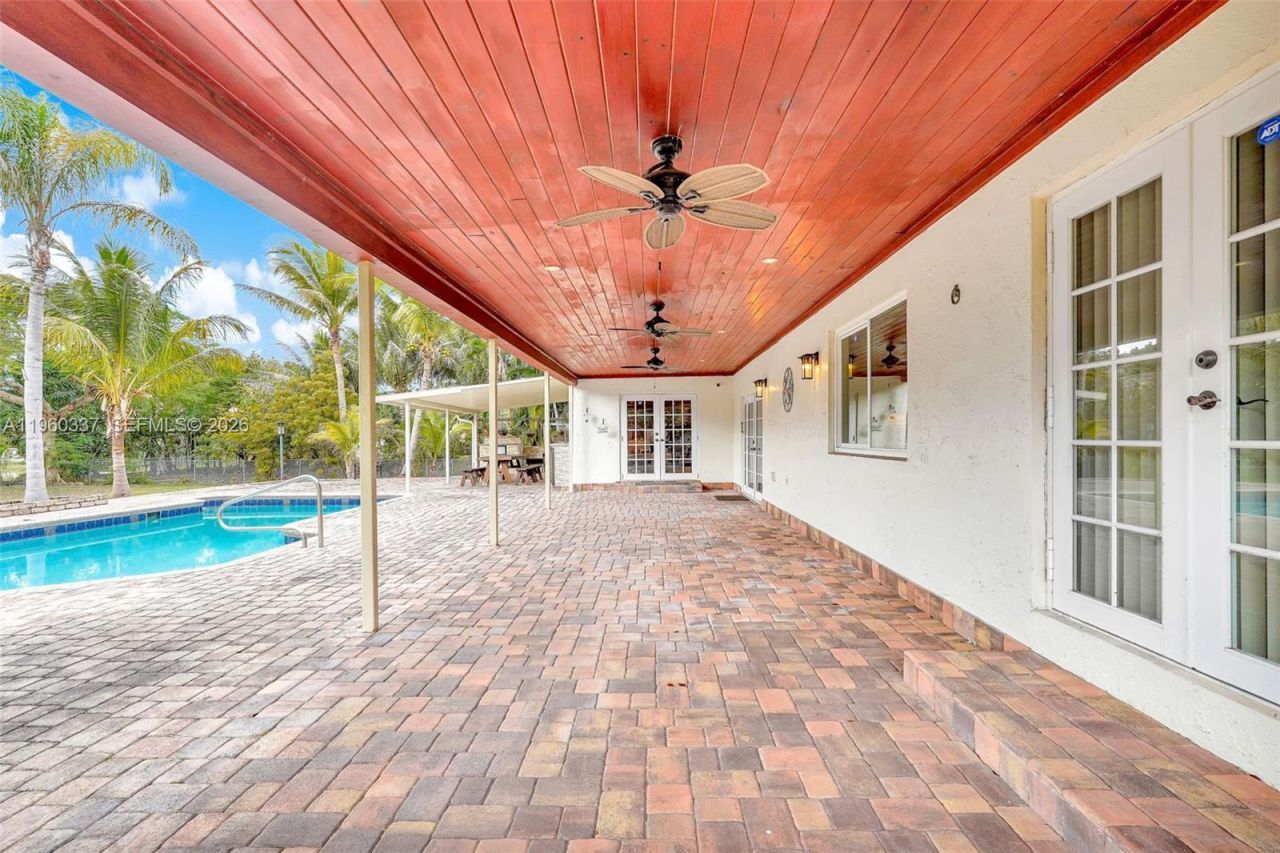 5021 SW 168th Ave, Southwest Ranches, FL 33331 Photo