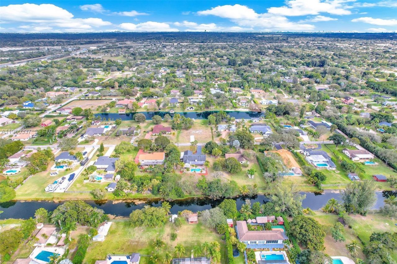 5021 SW 168th Ave, Southwest Ranches, FL 33331 Photo