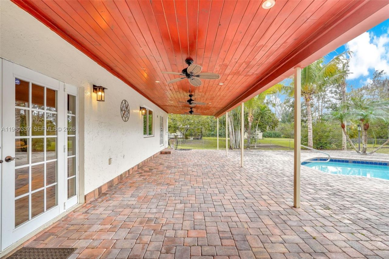 5021 SW 168th Ave, Southwest Ranches, FL 33331 Photo