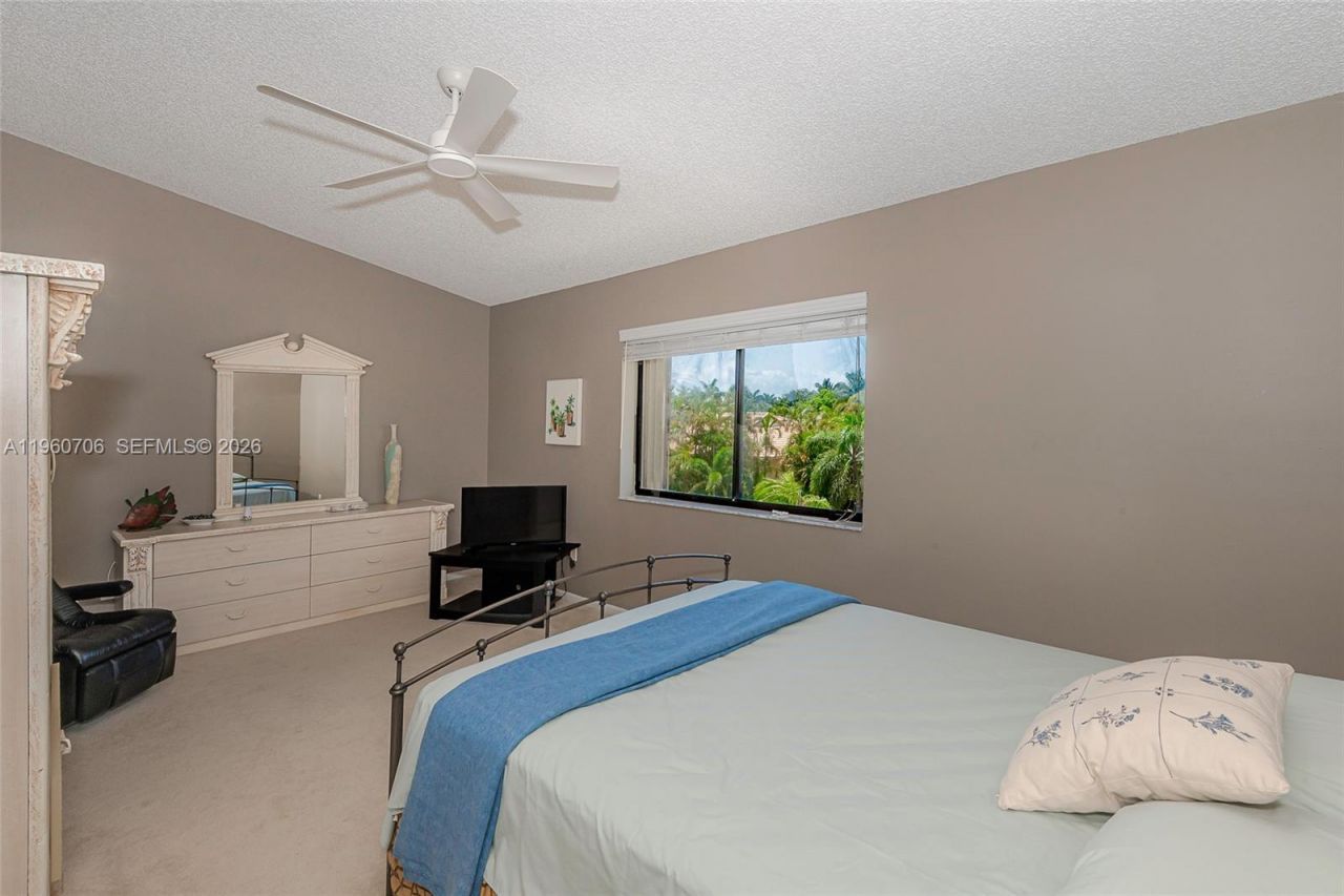 240 Captains Walk, Unit 5110, Delray Beach, FL 33483 Photo