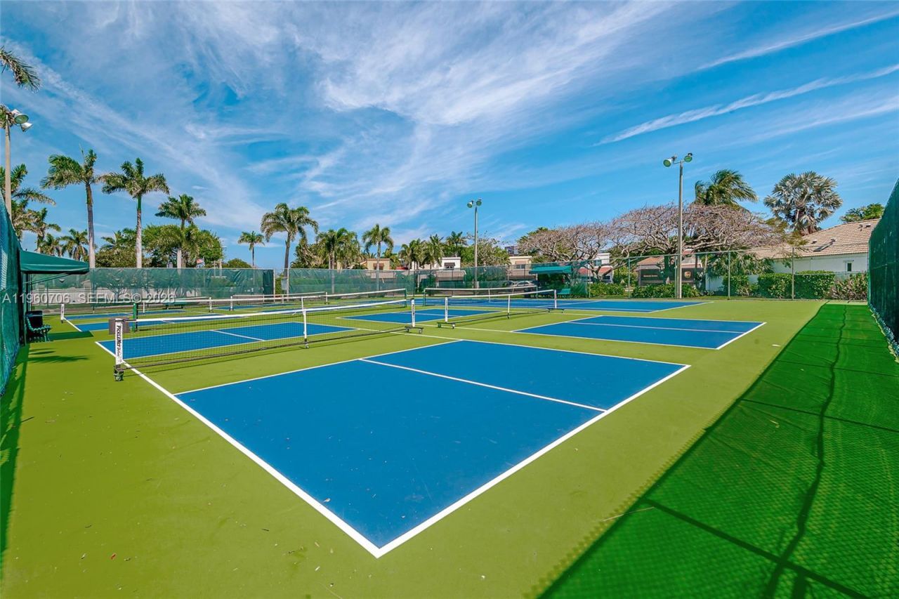 240 Captains Walk, Unit 5110, Delray Beach, FL 33483 Photo