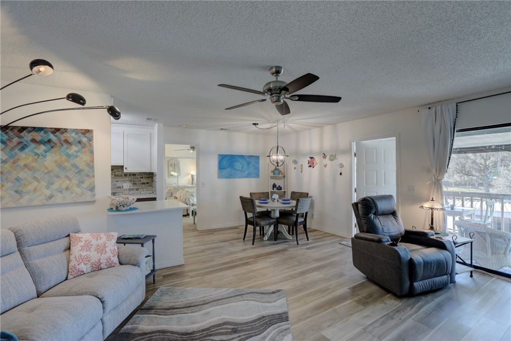 1116 Breezy Way, Unit 1H, Sebastian, FL 32958 Photo