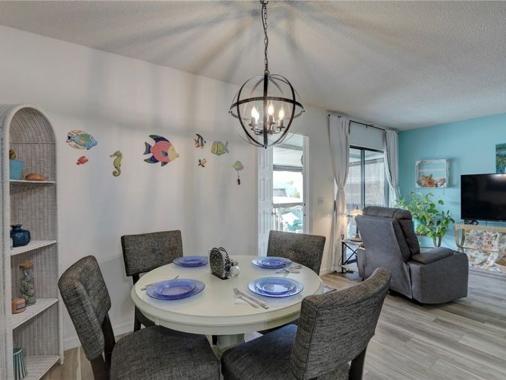 1116 Breezy Way, Unit 1H, Sebastian, FL 32958
