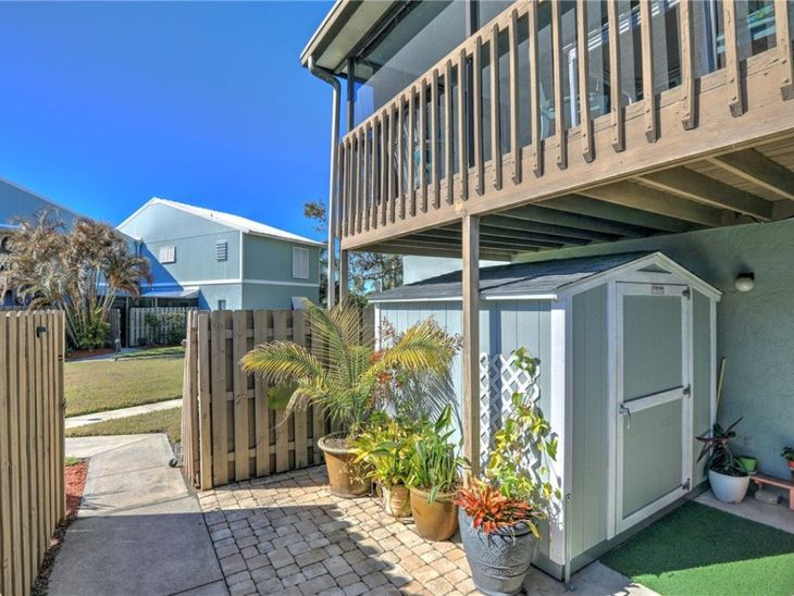 1116 Breezy Way, Unit 1H, Sebastian, FL 32958
