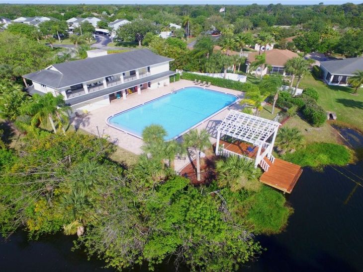 1116 Breezy Way, Unit 1H, Sebastian, FL 32958