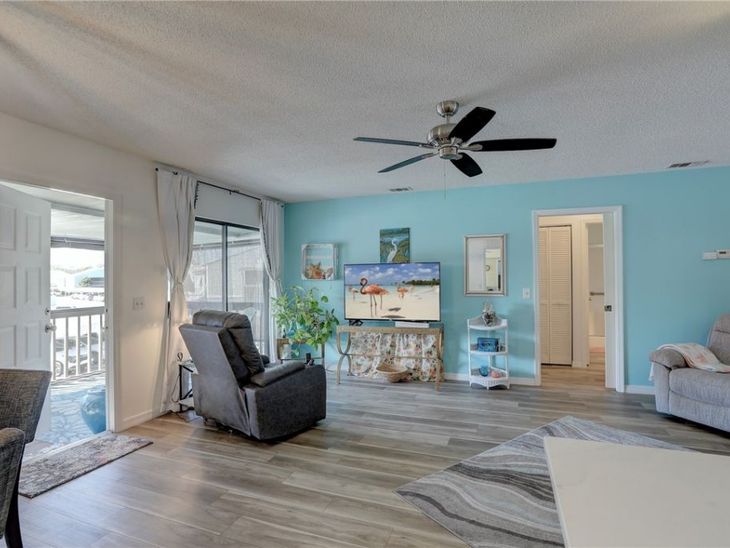 1116 Breezy Way, Unit 1H, Sebastian, FL 32958