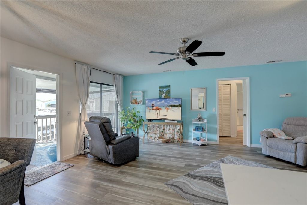 1116 Breezy Way, Unit 1H, Sebastian, FL 32958 Photo