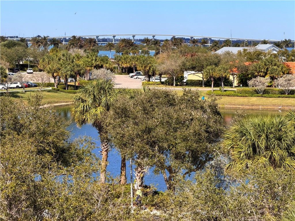 29 Harbour Isle Drive, Unit PH-01, Hutchinson Island, FL 34949 Photo
