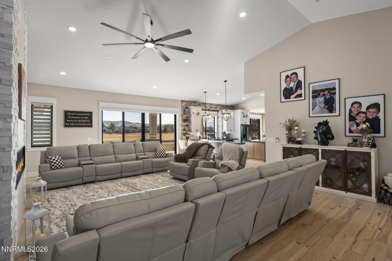 7201 Silver King Drive, Sparks, NV 89436 Photo