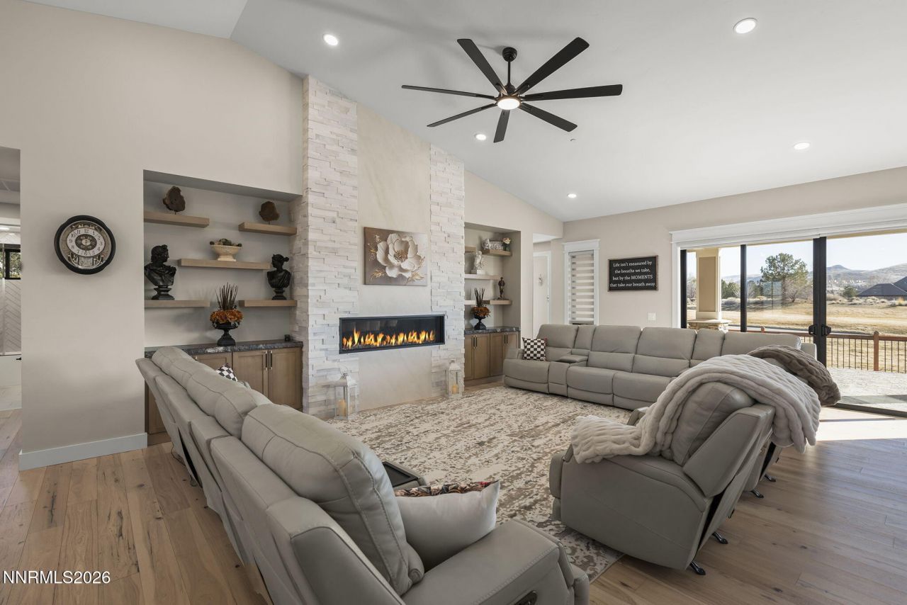 7201 Silver King Drive, Sparks, NV 89436 Photo