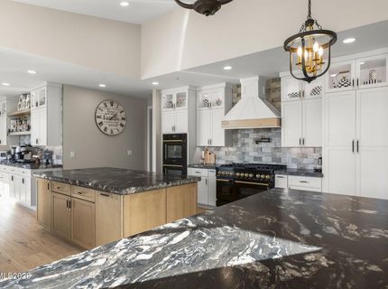 7201 Silver King Drive, Sparks, NV 89436 Photo