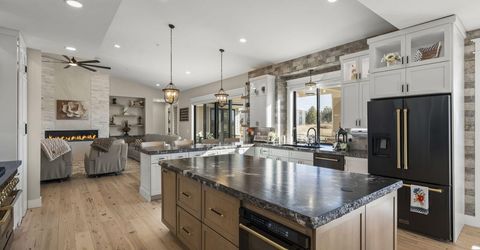 7201 Silver King Drive, Sparks, NV 89436 Photo