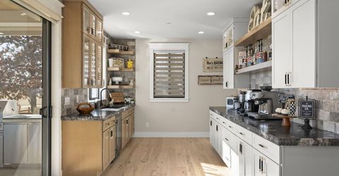 7201 Silver King Drive, Sparks, NV 89436 Photo