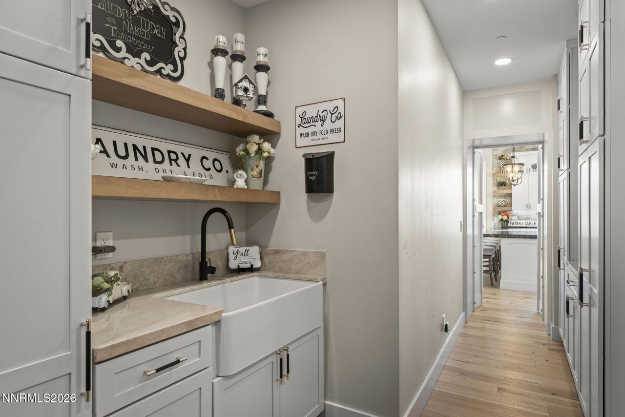 7201 Silver King Drive, Sparks, NV 89436 Photo