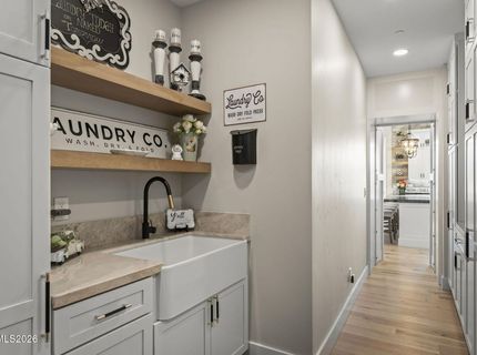 7201 Silver King Drive, Sparks, NV 89436 Photo