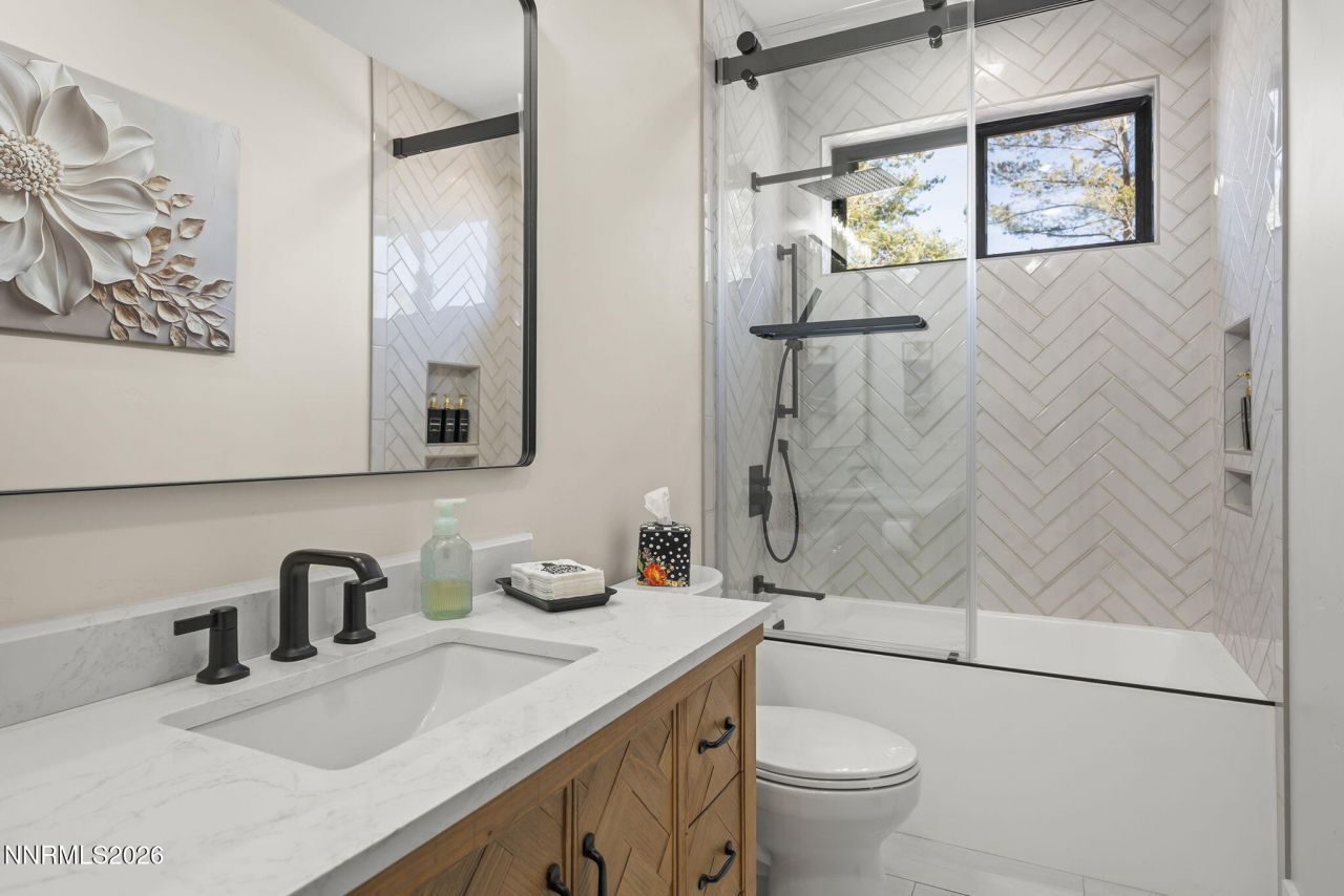 7201 Silver King Drive, Sparks, NV 89436 Photo