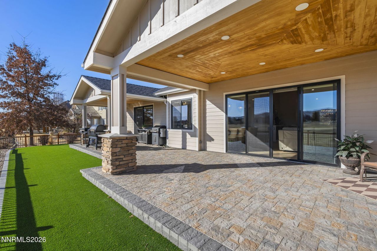 7201 Silver King Drive, Sparks, NV 89436 Photo