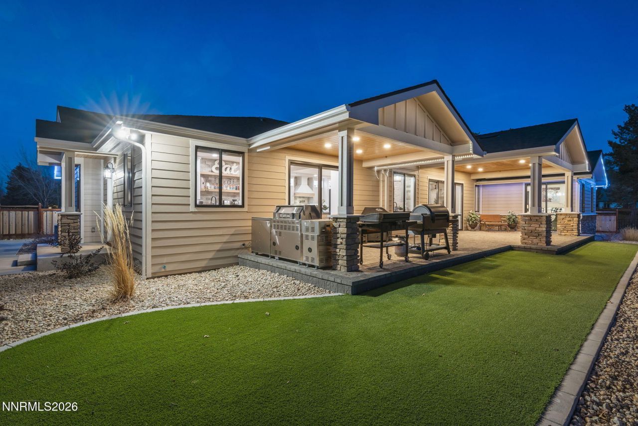 7201 Silver King Drive, Sparks, NV 89436 Photo