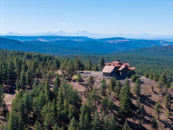 27990 NE Old Wolf Creek Road, Prineville, OR 97754