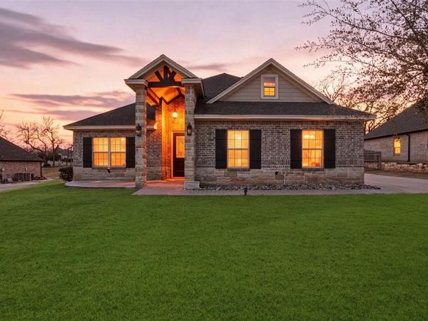 6403 Westover Drive, Granbury, TX 76049