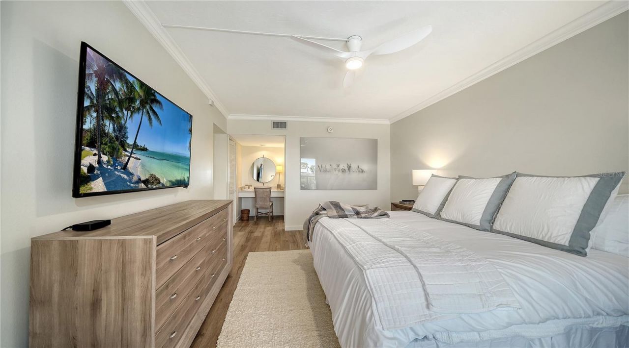 1000 Longboat Club Road, Unit 403, Longboat Key, FL 34228 Photo