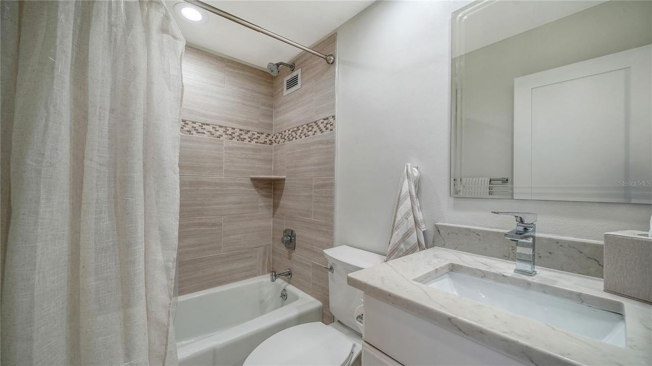 1000 Longboat Club Road, Unit 403, Longboat Key, FL 34228 Photo