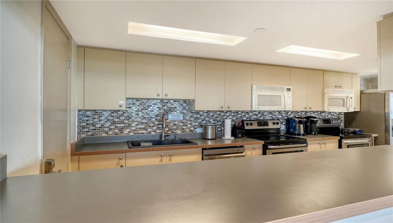 1000 Longboat Club Road, Unit 403, Longboat Key, FL 34228 Photo