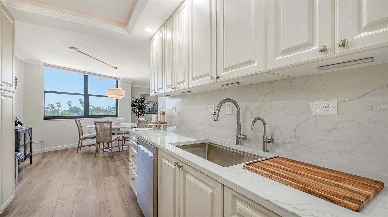 1000 Longboat Club Road, Unit 403, Longboat Key, FL 34228 Photo