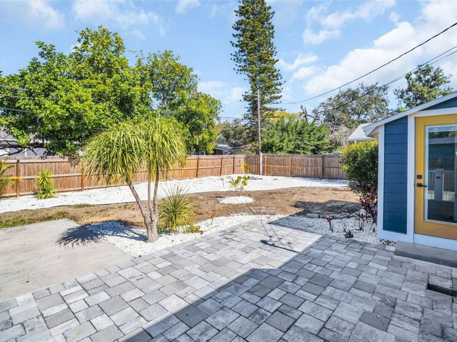 Property Image 32