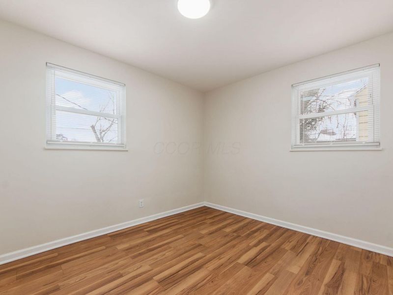 1386 E 22nd Avenue, Columbus, OH 43211 Photo 12