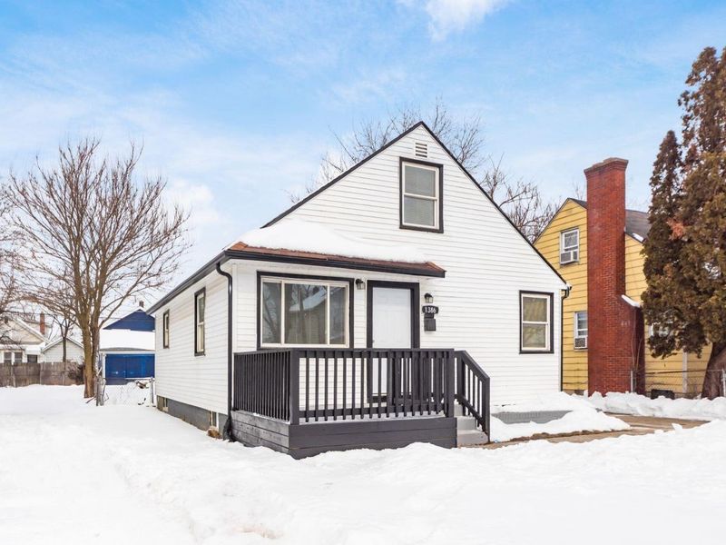 1386 E 22nd Avenue, Columbus, OH 43211 Photo 2