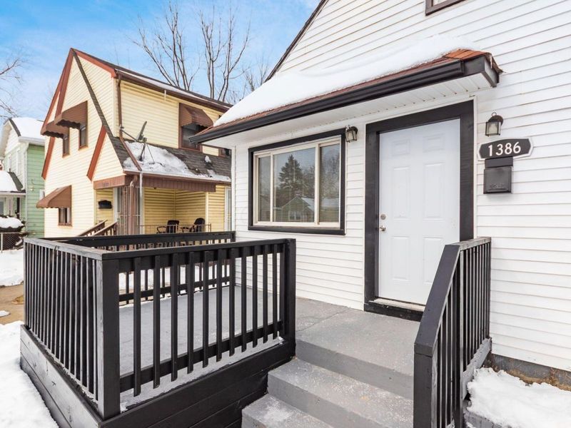 1386 E 22nd Avenue, Columbus, OH 43211 Photo 3