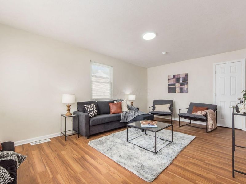 1386 E 22nd Avenue, Columbus, OH 43211 Photo 5