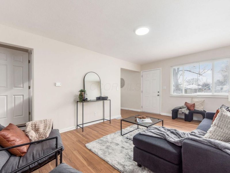 1386 E 22nd Avenue, Columbus, OH 43211 Photo 6