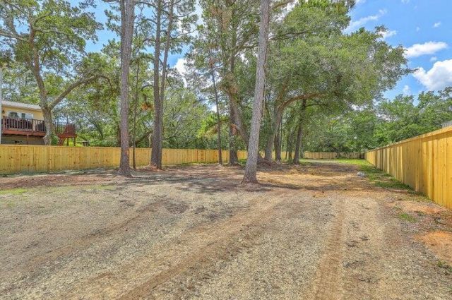 1685 Old Military Road Photo 27