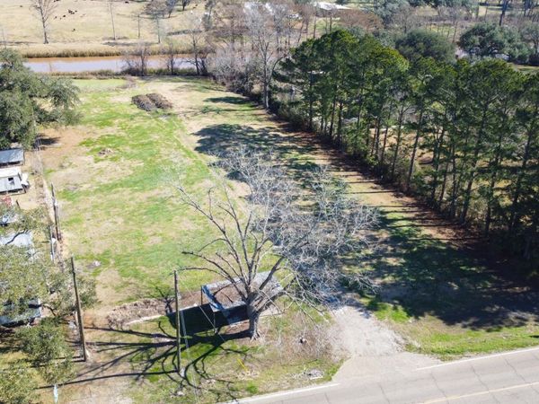 5559 Main Highway , St. Martinville, LA 70582