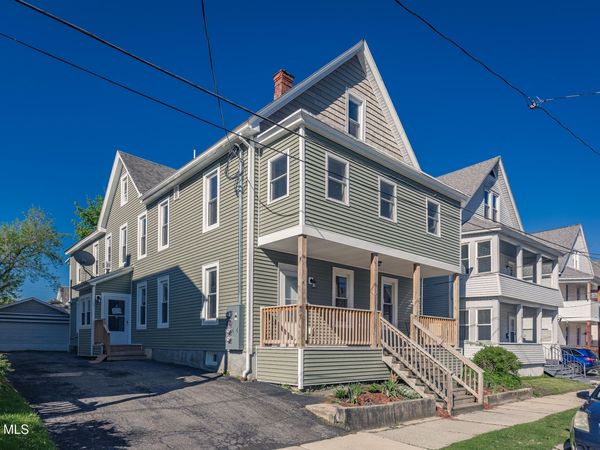 65 Van Derveer Street, Unit First Floo, Amsterdam, NY 12010