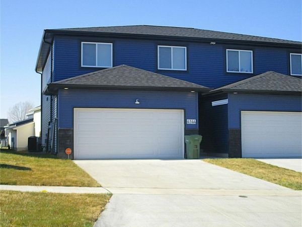 4144 W omaha Avenue, Waterloo, IA 50702