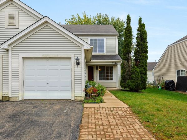 3184 Impressions Drive, Unit 3184, Lake In The Hills, IL 60156