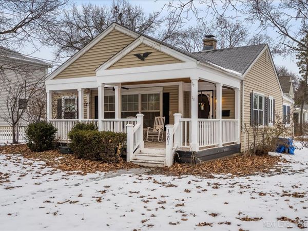 1201 Ford Street, Geneva, IL 60134