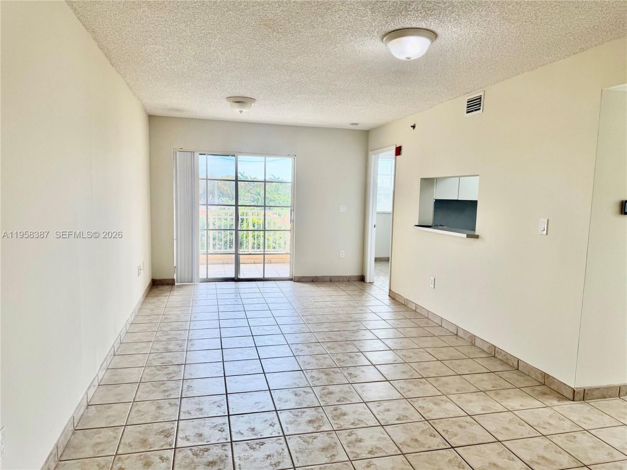 601 SW 37th Ave, Unit 304, Miami, FL 33135 Photo