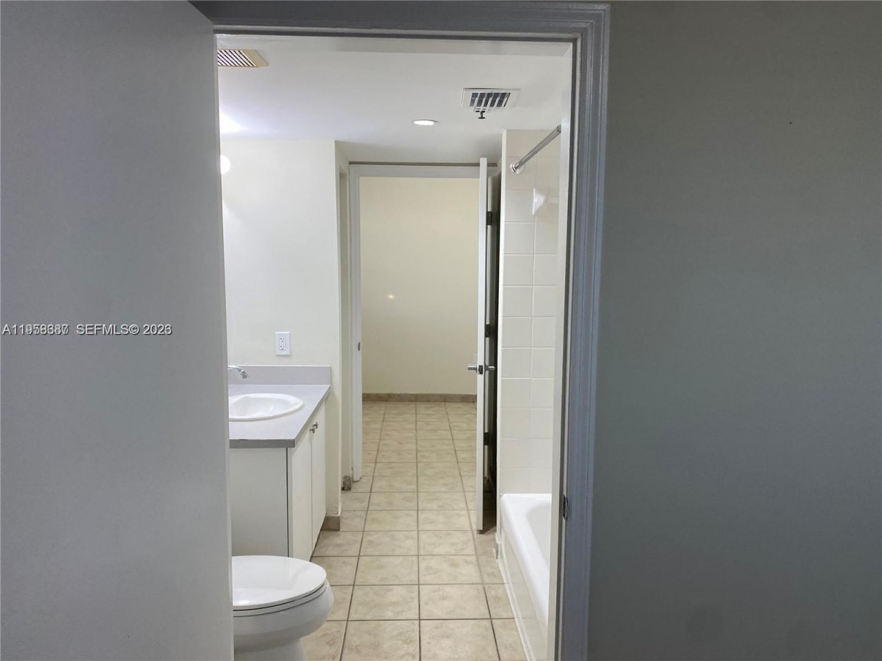 601 SW 37th Ave, Unit 304, Miami, FL 33135 Photo