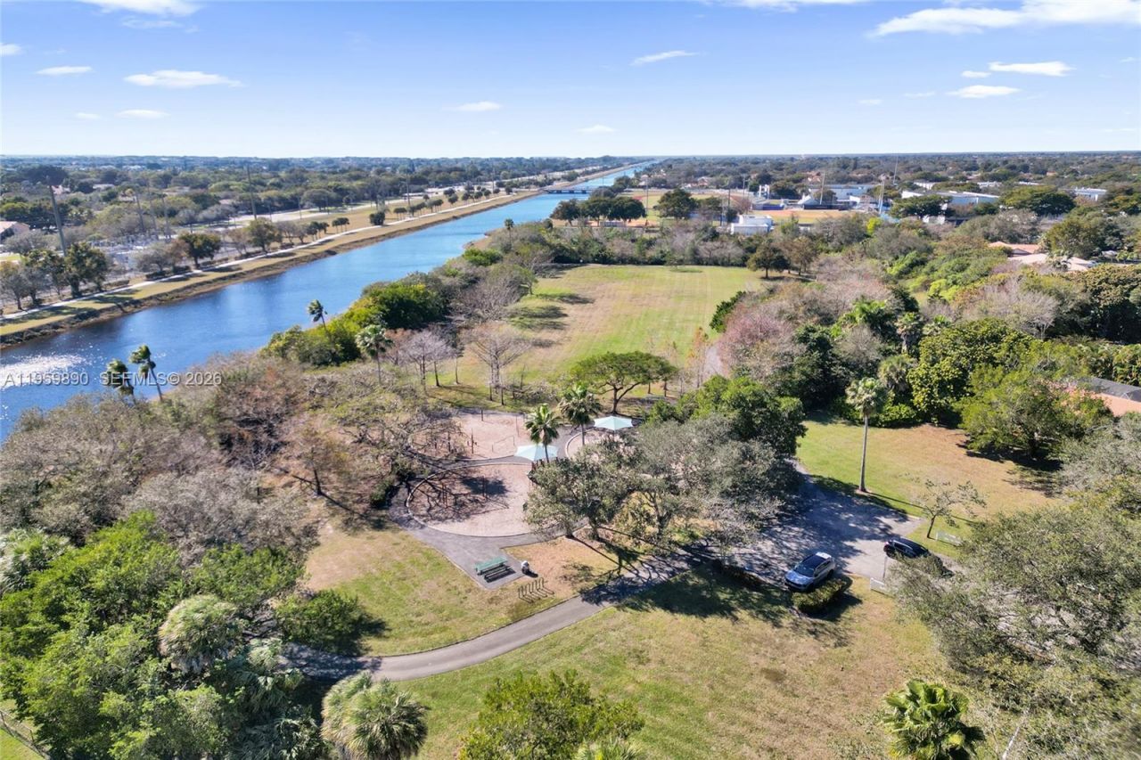 10180 SW 1st Ct, Coral Springs, FL 33071 Photo