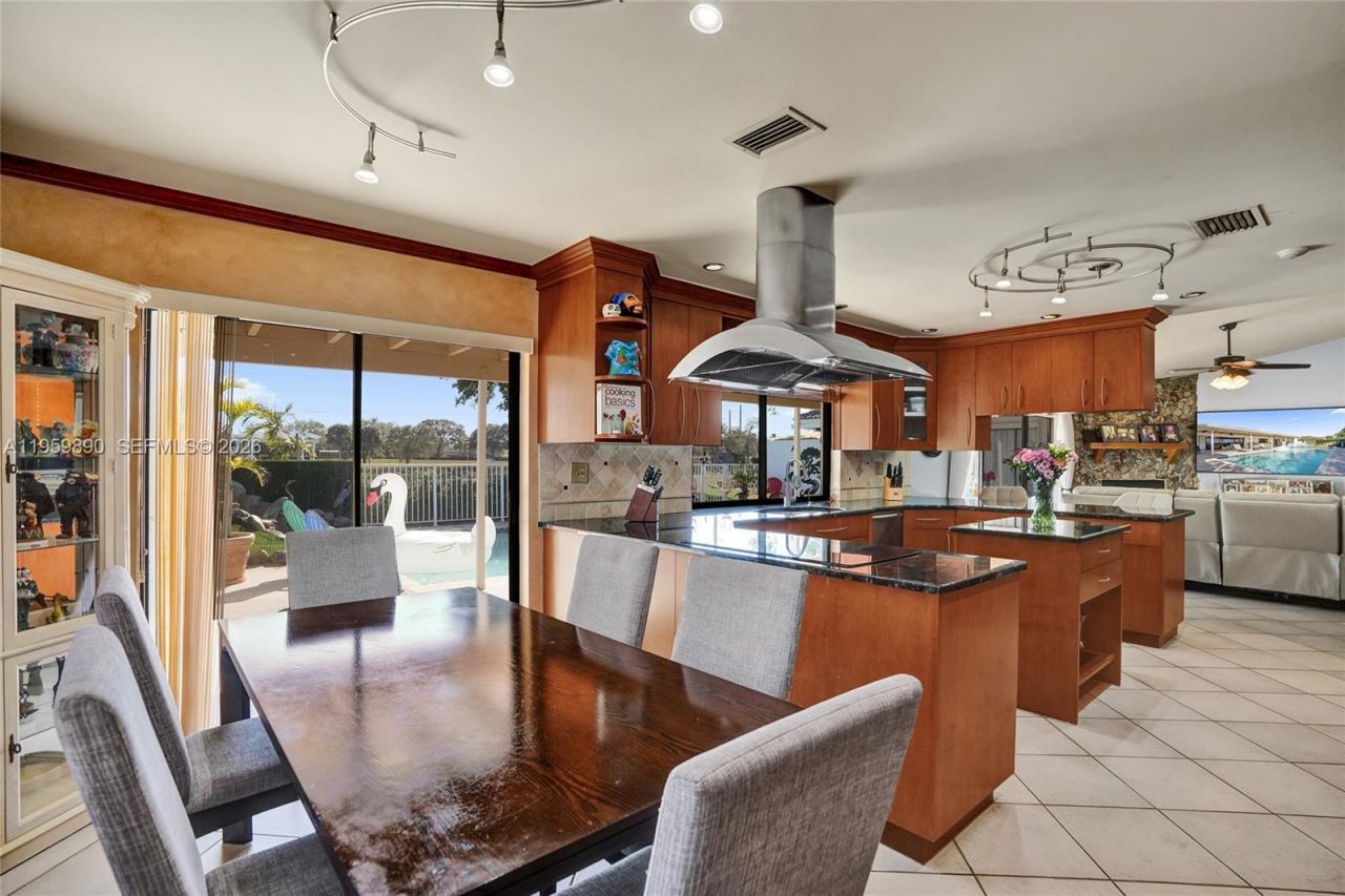 10180 SW 1st Ct, Coral Springs, FL 33071 Photo