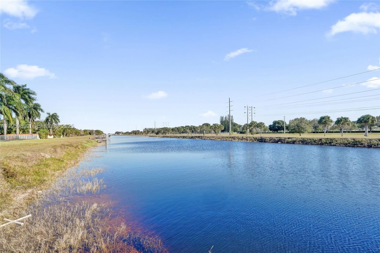 10180 SW 1st Ct, Coral Springs, FL 33071 Photo